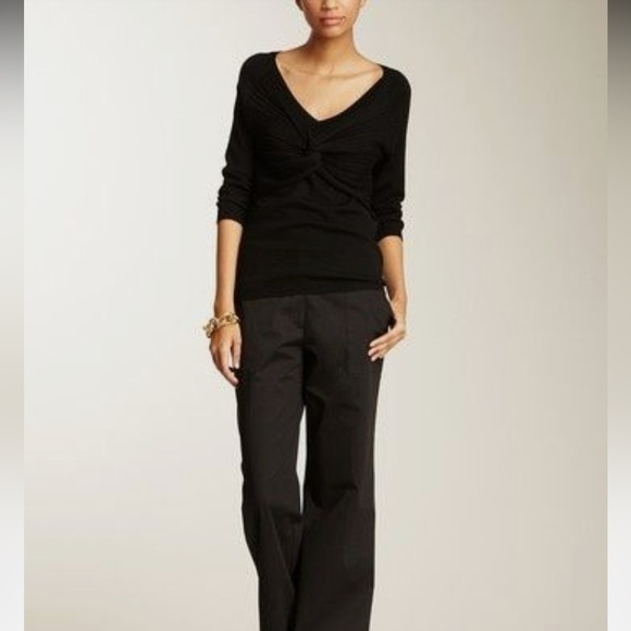 New treasure & bond relaxed V neck sweater top - Picture 2 of 9